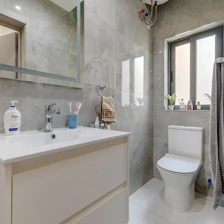 Apartment Cosy 1br Getaway In Prime Location *