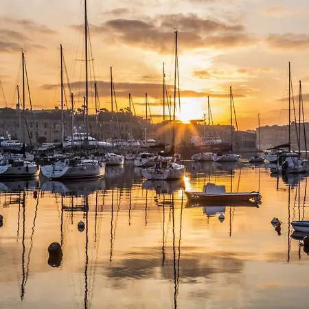 Apartament Cosy 1br Getaway In Prime Location