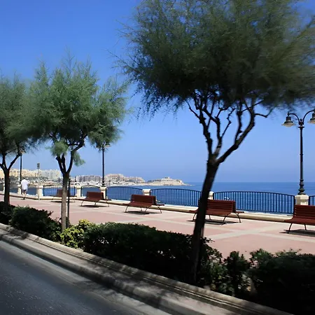 Apartament Cosy 1br Getaway In Prime Location *